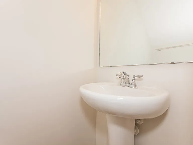 7906 Sweet Grove Ct — Photo 16