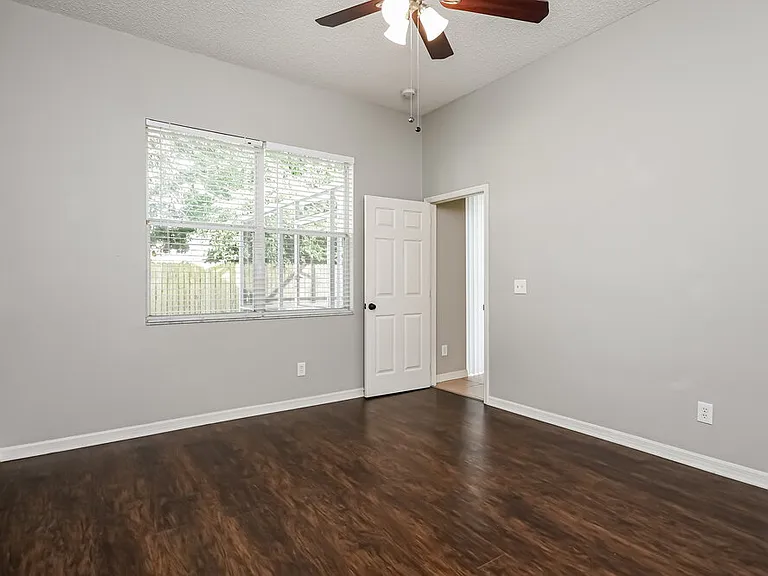 1125 Cherry Valley Way — Photo 13