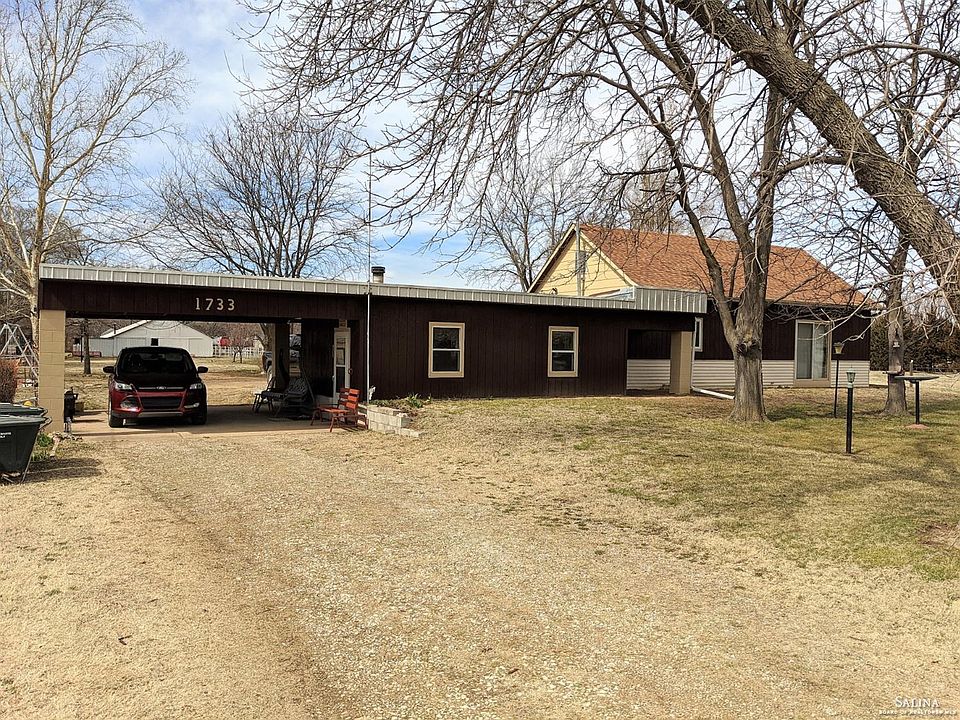 1st image of 1733 N 5th St