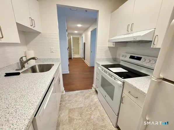 59 Courtland Ave APT C5, Stamford, CT 06902