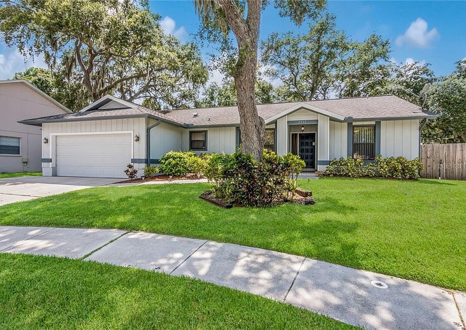 1st image of 2212 Lime Oak Ct