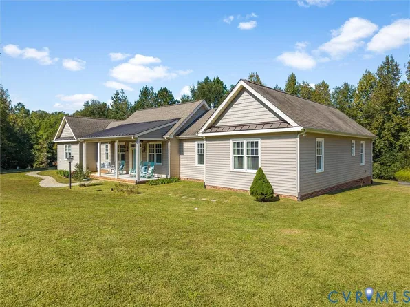 8151 Hidden Valley Ct, Amelia Court House, VA 23002