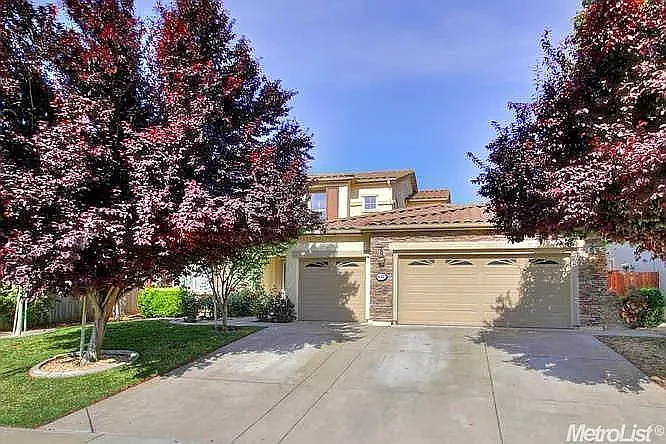 9850 Avellino Way — Photo 6