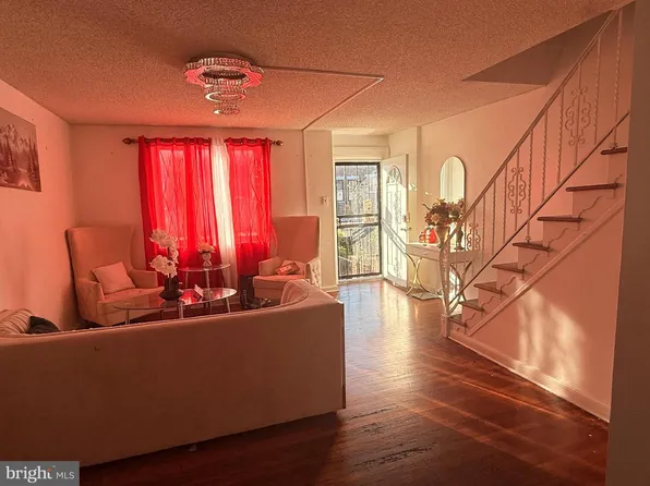 6037 Shisler St, Philadelphia, PA 19149