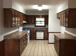 105 Evans Ct, Lagrange, GA 30241