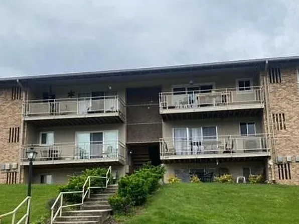 1055 Carriage Cir APT 102, Bristol, VA 24201