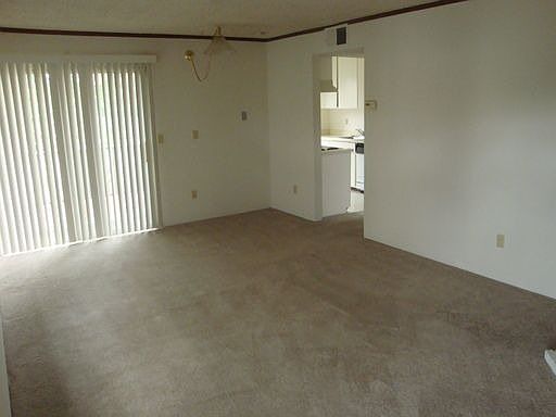 2nd image of 2030 20th Ave APT 4