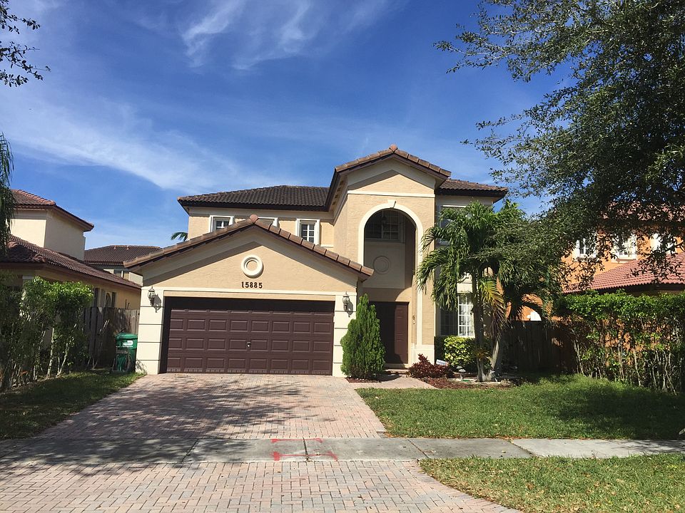 2nd image of 15885 SW 140th St