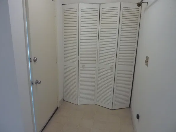 5568 Fremont St #2, Emeryville, CA 94608