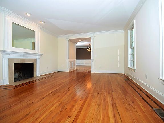 102 Kettle Creek Road