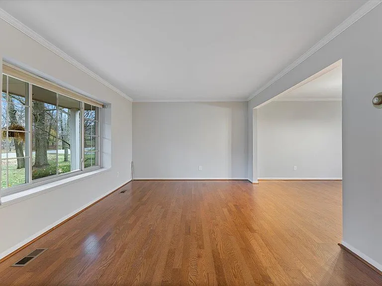 1291 Gettysburg Ct — Photo 10