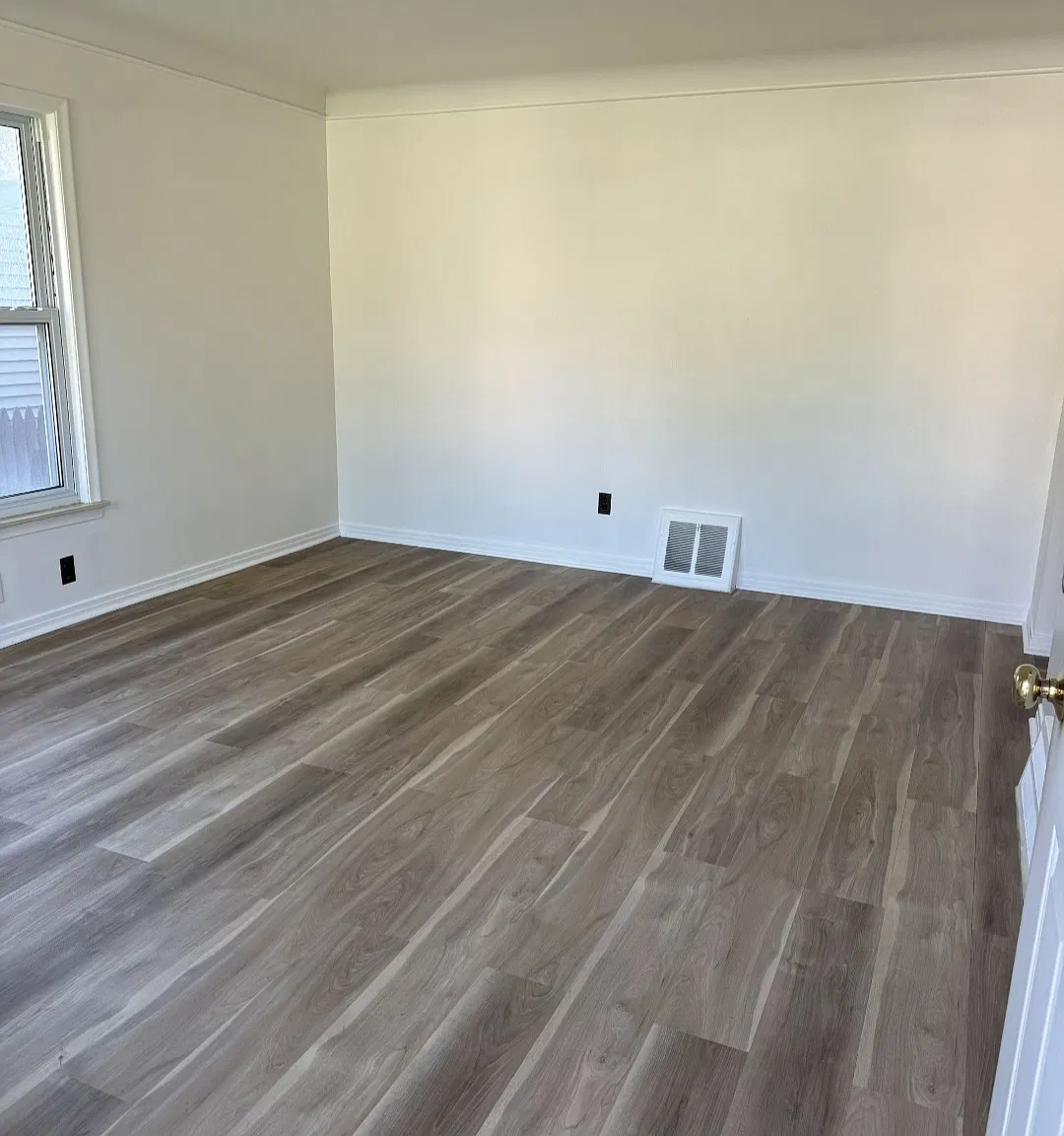 3 bed, 1155 sqft, $2,200 — Photo 3