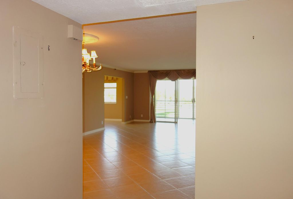 3507 Oaks Way #307, photo 6