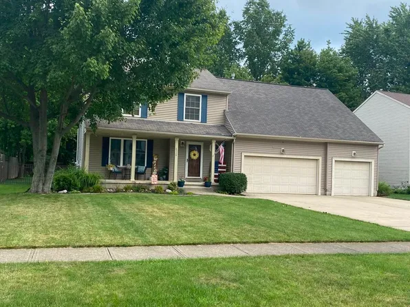 6328 Oak Tree Dr, Lorain, OH 44053