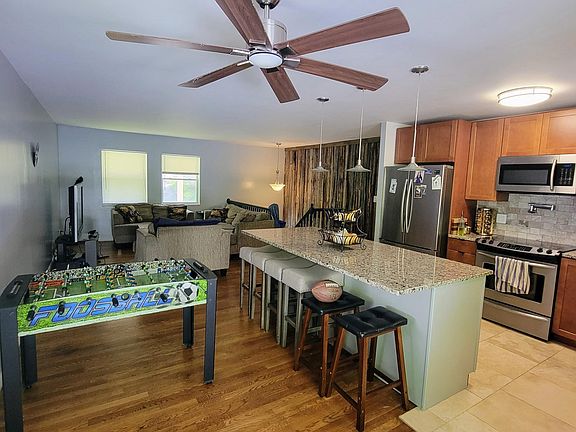5th image of 2751 McElroy Dr