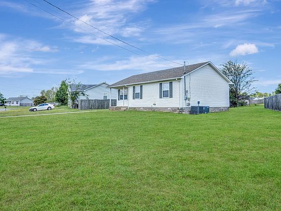 5th image of 502 Potomac Dr