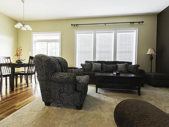 5th image of 15923 Greymill Manor Dr