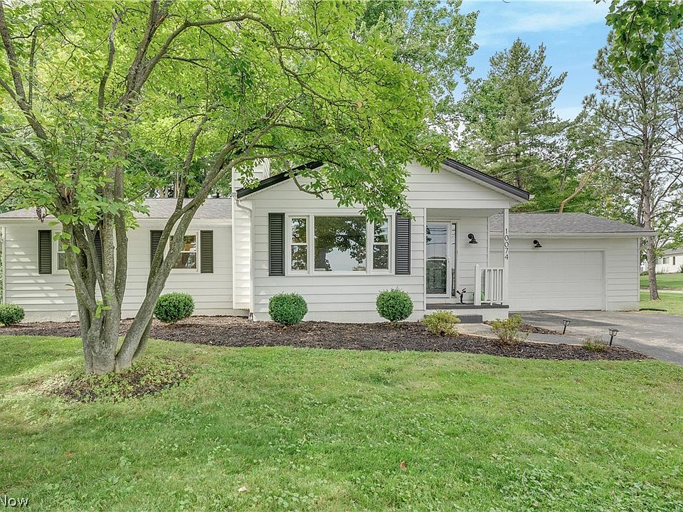 1st image of 10074 Darrow Rd