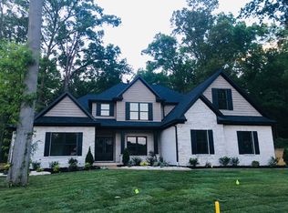 6160 Foxwood Ct, Newburgh, IN 47630