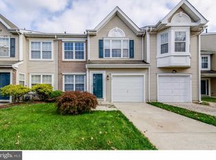 32 Stokes Rd, Mount Laurel, NJ 08054