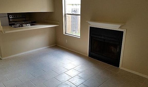 4th image of 5609 Lochmoor #2