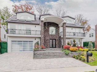 8535 212th St, Hollis Hills, NY 11427