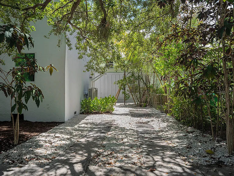 3603 Charles Ave — Photo 46