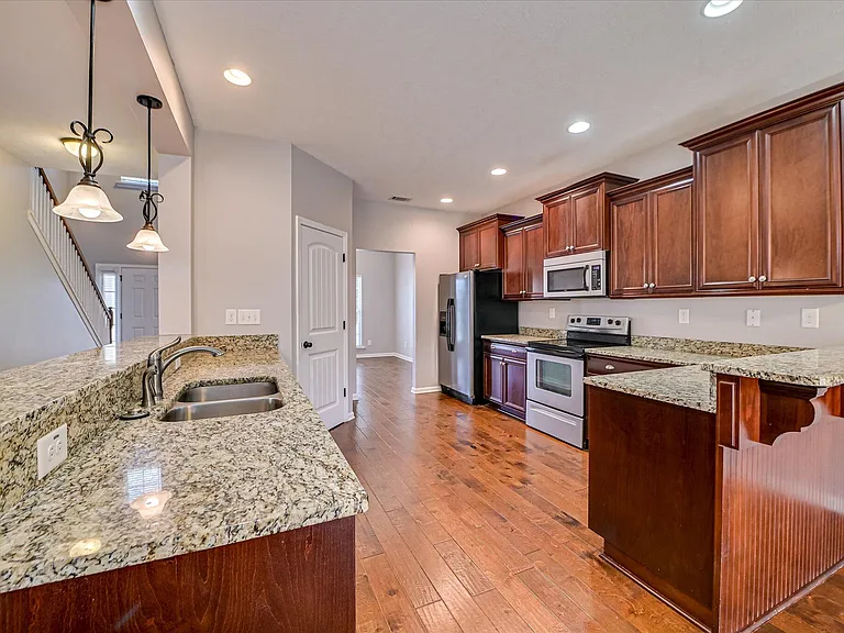 249 Crown Heights Way — Photo 16