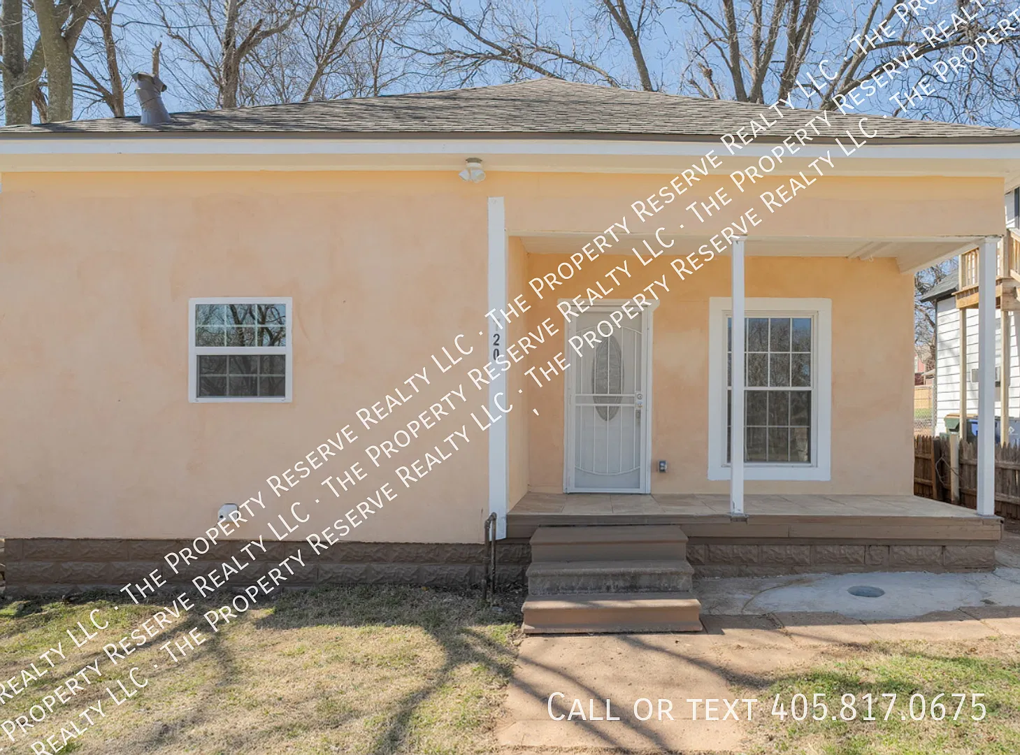 Welcome To 720 S 5th St! Rent To Own 3bed 2 Bath! — Photo 1