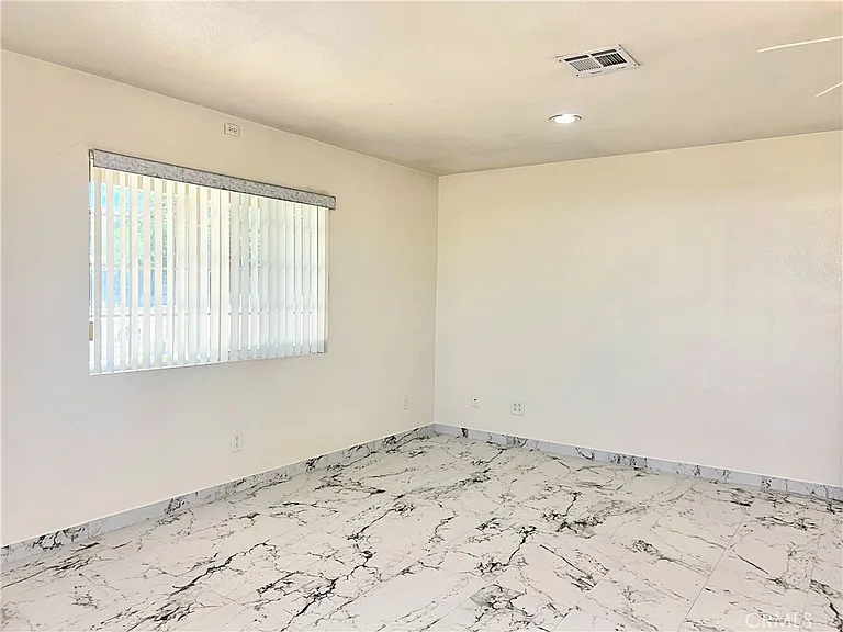 1143 Elizabeth Lake Rd — Photo 27