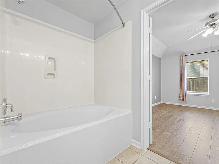 2614 Royal Thistle Dr — Photo 11