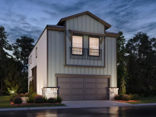 2170 Boardwalk Ln, Kemah, TX 77565