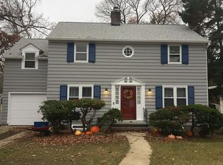 173 N Brookside Ave, Freeport, NY 11520