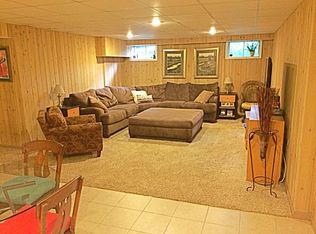 28 Brook Ln, Palos Park, IL 60464