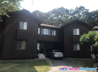 1514 N Timber Rdg NE, Fridley, MN 55432