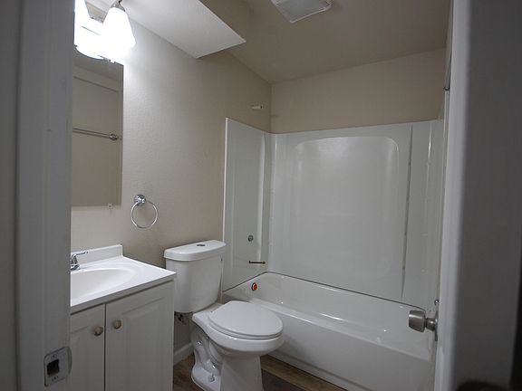 2nd image of 314 W 7th St