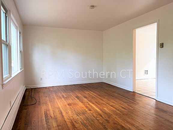 5th image of 1 Deerfield St #1