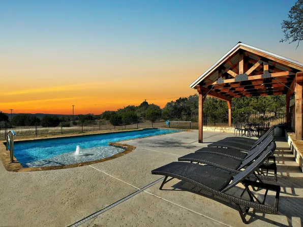 901 Thompson Ranch Rd, Wimberley, TX 78676