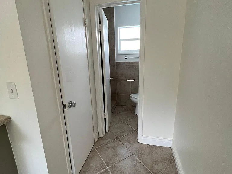 161 SE 5th Ave #3 — Photo 17