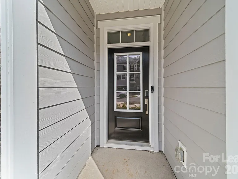 1104 Bandon Dr — Photo 4