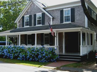 93 School St, Edgartown, MA 02539