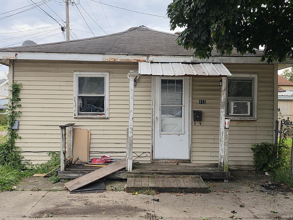 2nd image of 204 6th St
