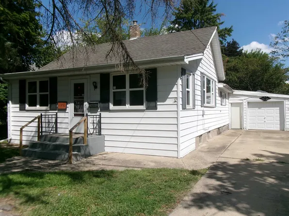 1376 Crosat St, La Salle, IL 61301