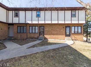 3013 Lisa Dr APT 2, Bloomington, IL