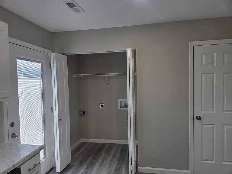 Willow Grove Apartments — Photo 50