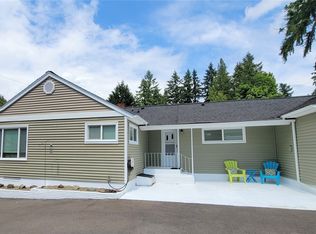 3138 Rocky Point Rd NW, Bremerton, WA 98312