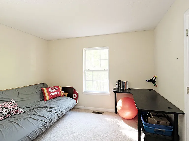 26 Begum Rd — Photo 7