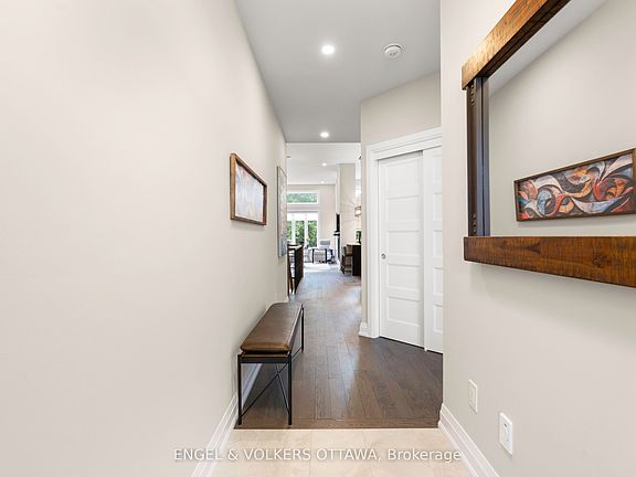 3rd image of 147 Blackhorse Dr