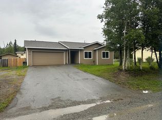 1428 N Pioneer Peak Dr, Wasilla, AK 99654