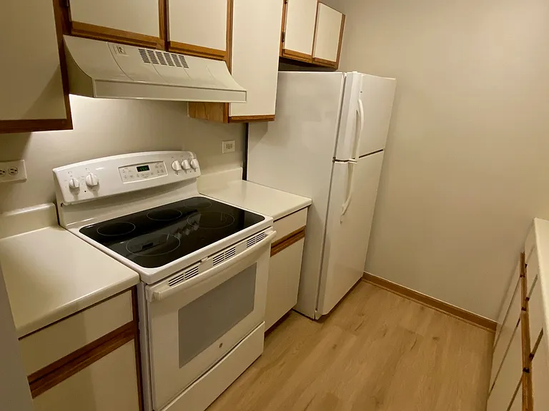 1330 Cunat Ct — Photo 2